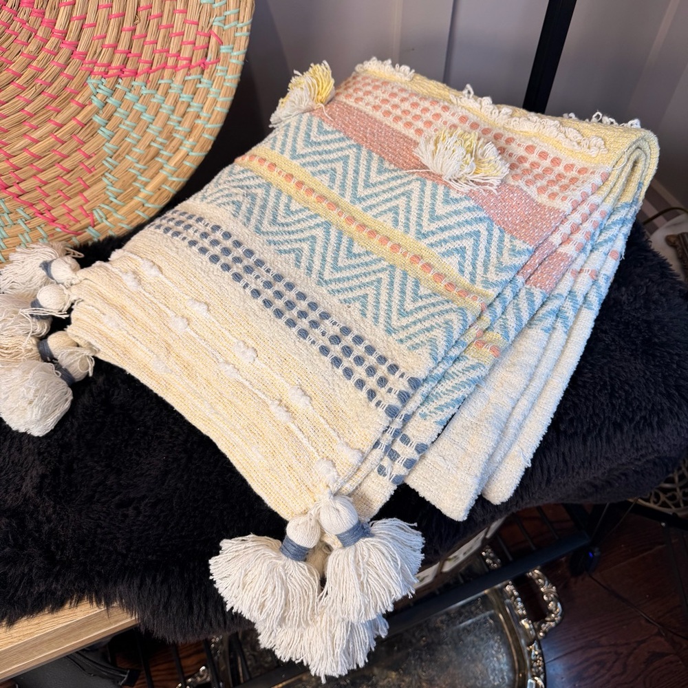 Tassel Boho Throw Blanket Cream yellow blue multi Striped 80%Cotton Indian50”x64 - Picture 2 of 10